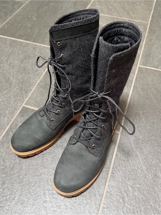 Timberland Shoes - Women’s 8.5 Timberland Jayne Black Leather and Wool Lace-Up Winter Boots